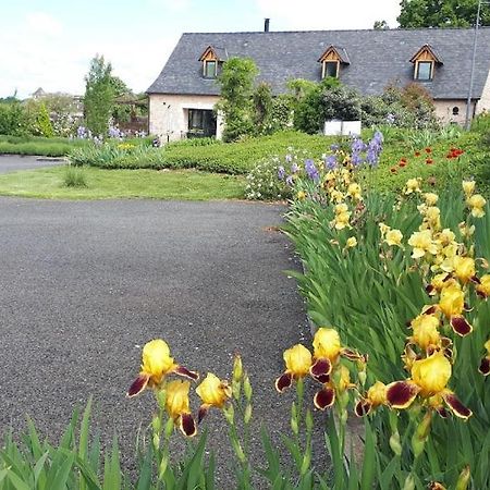 Le Mazet D'Olt Bed & Breakfast Altillac Ngoại thất bức ảnh