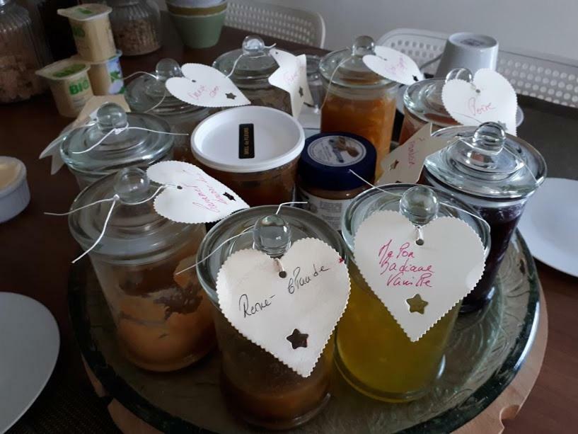 Le Mazet D'Olt Bed & Breakfast Altillac Ngoại thất bức ảnh